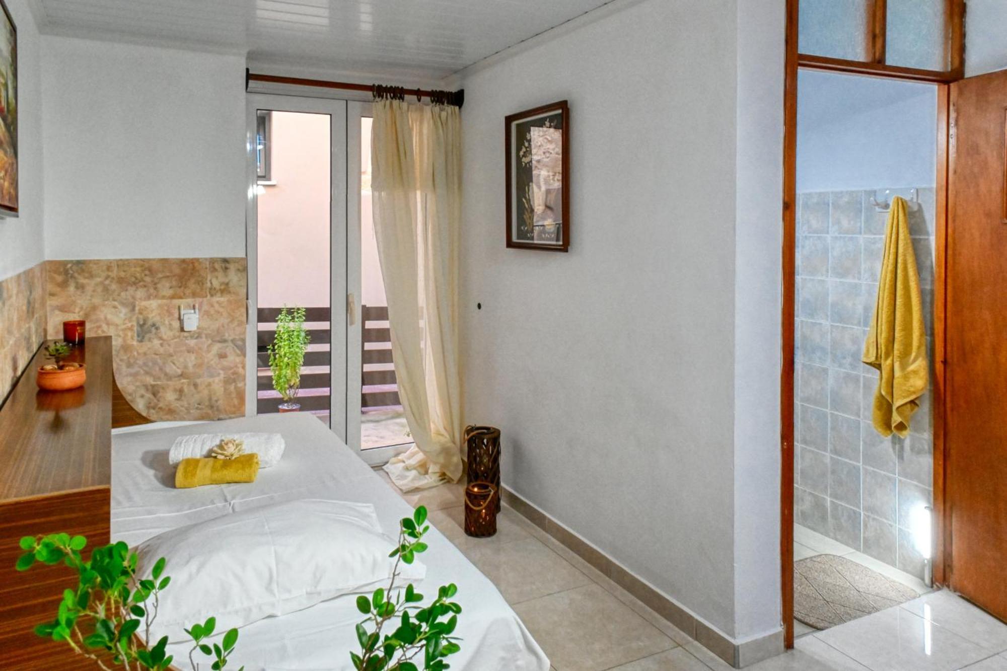 Kiki'S House Near Falassarna And Balos Platanos  ภายนอก รูปภาพ